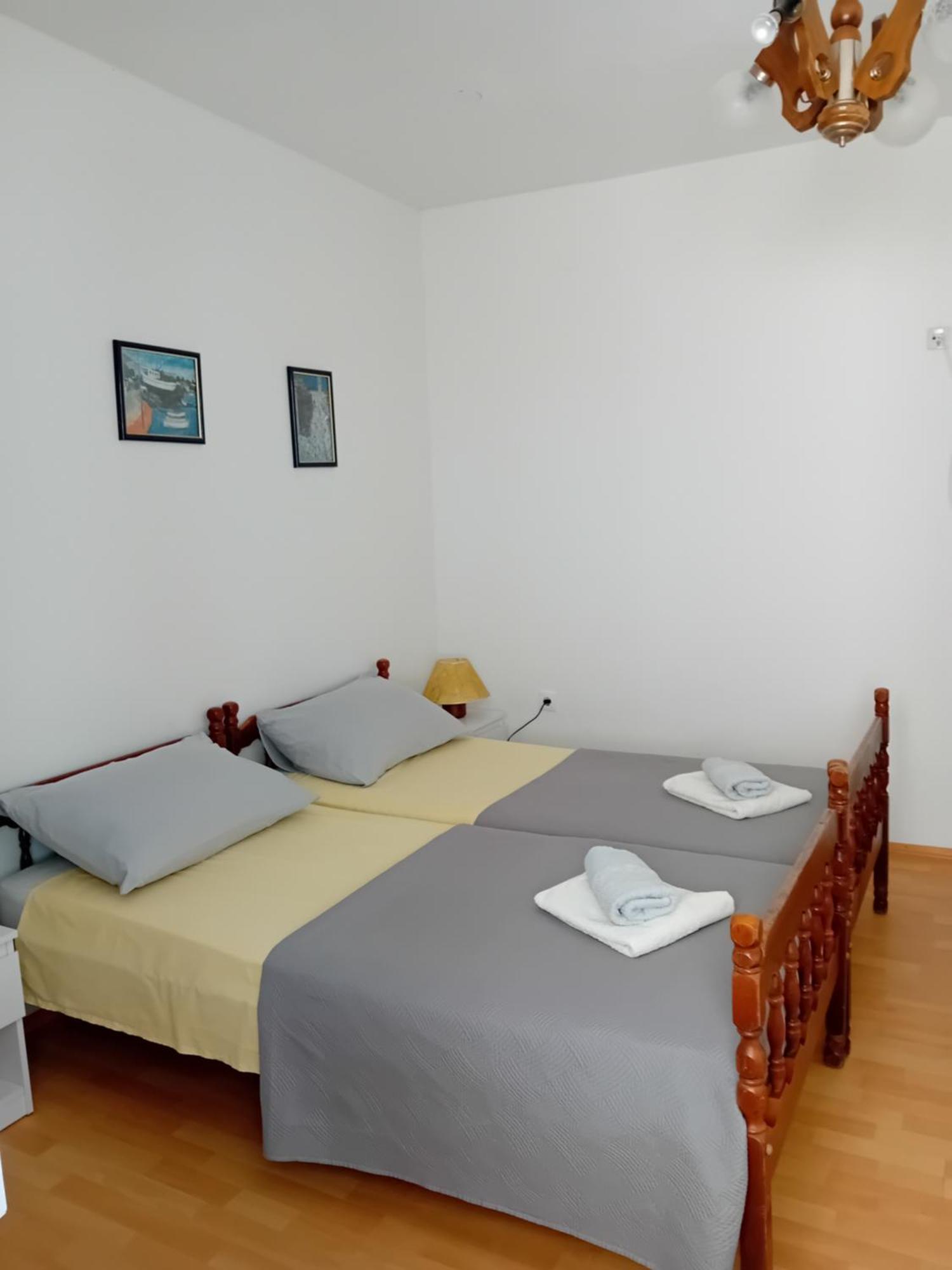 Spajic Apartments セゲット・ヴラニツァ エクステリア 写真
