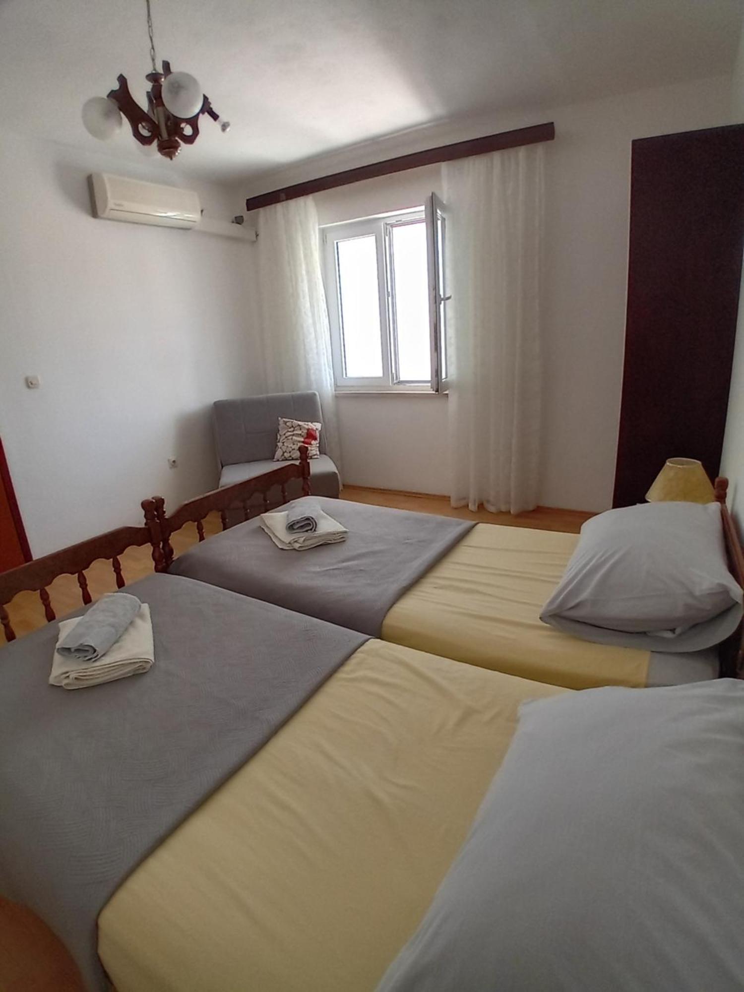 Spajic Apartments セゲット・ヴラニツァ エクステリア 写真